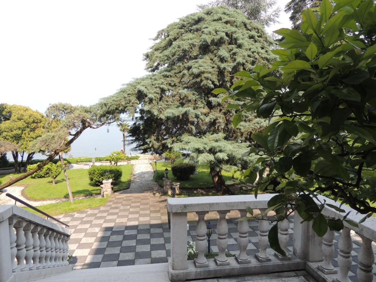Villa Mimosa Au Lac - Estella Hotels Italia Тосколано Мадерно Екстериор снимка