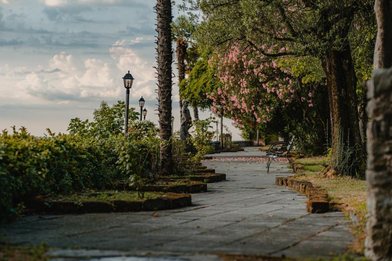 Villa Mimosa Au Lac - Estella Hotels Italia Тосколано Мадерно Екстериор снимка