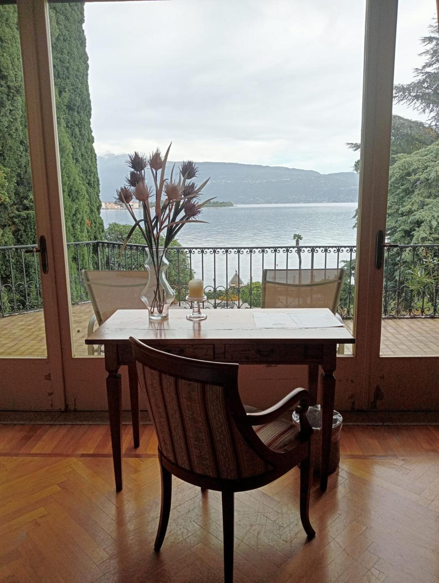 Villa Mimosa Au Lac - Estella Hotels Italia Тосколано Мадерно Екстериор снимка