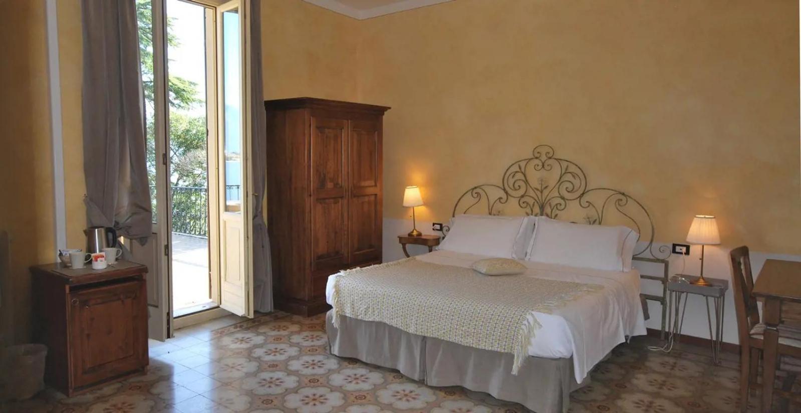 Villa Mimosa Au Lac - Estella Hotels Italia Тосколано Мадерно Екстериор снимка