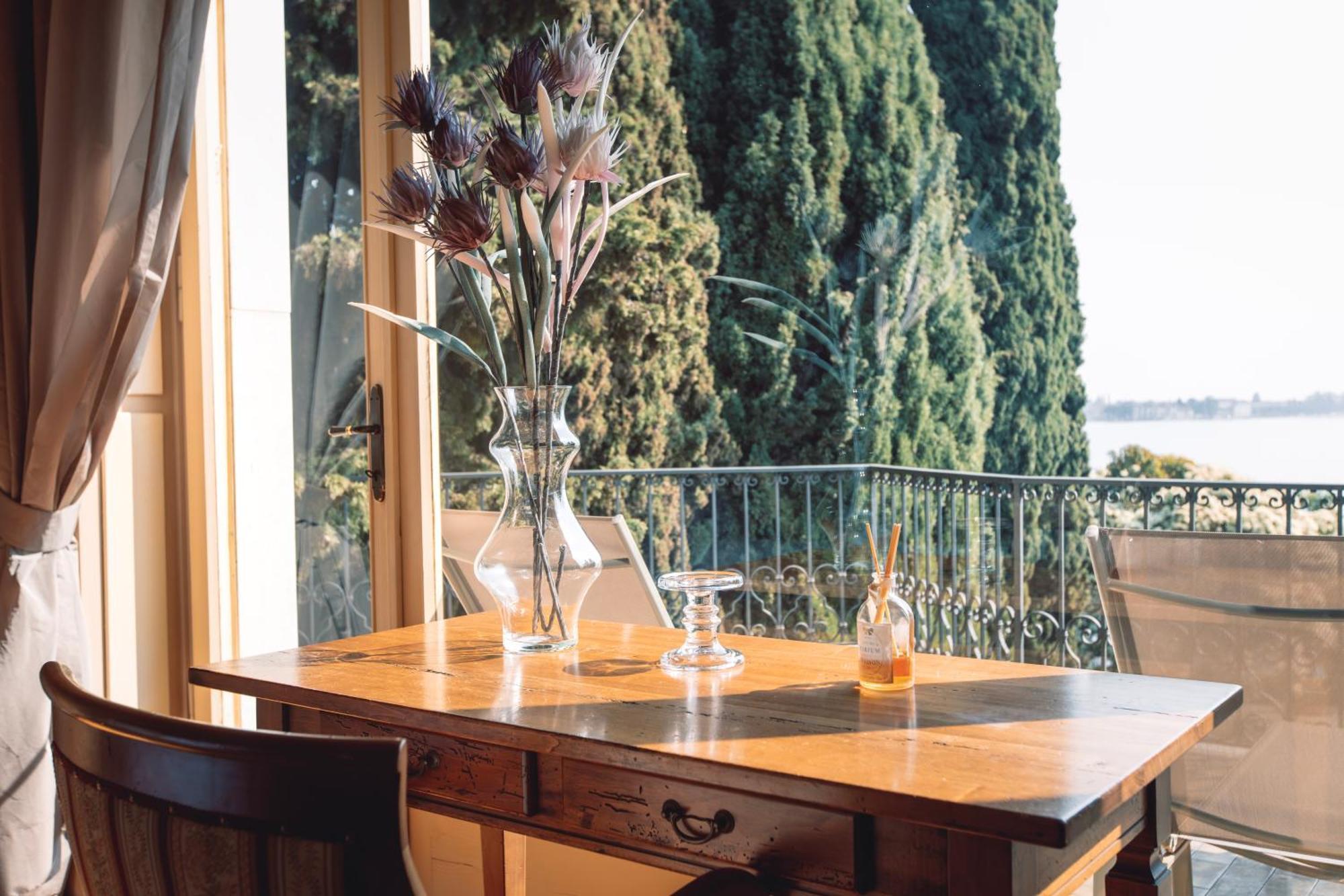 Villa Mimosa Au Lac - Estella Hotels Italia Тосколано Мадерно Екстериор снимка